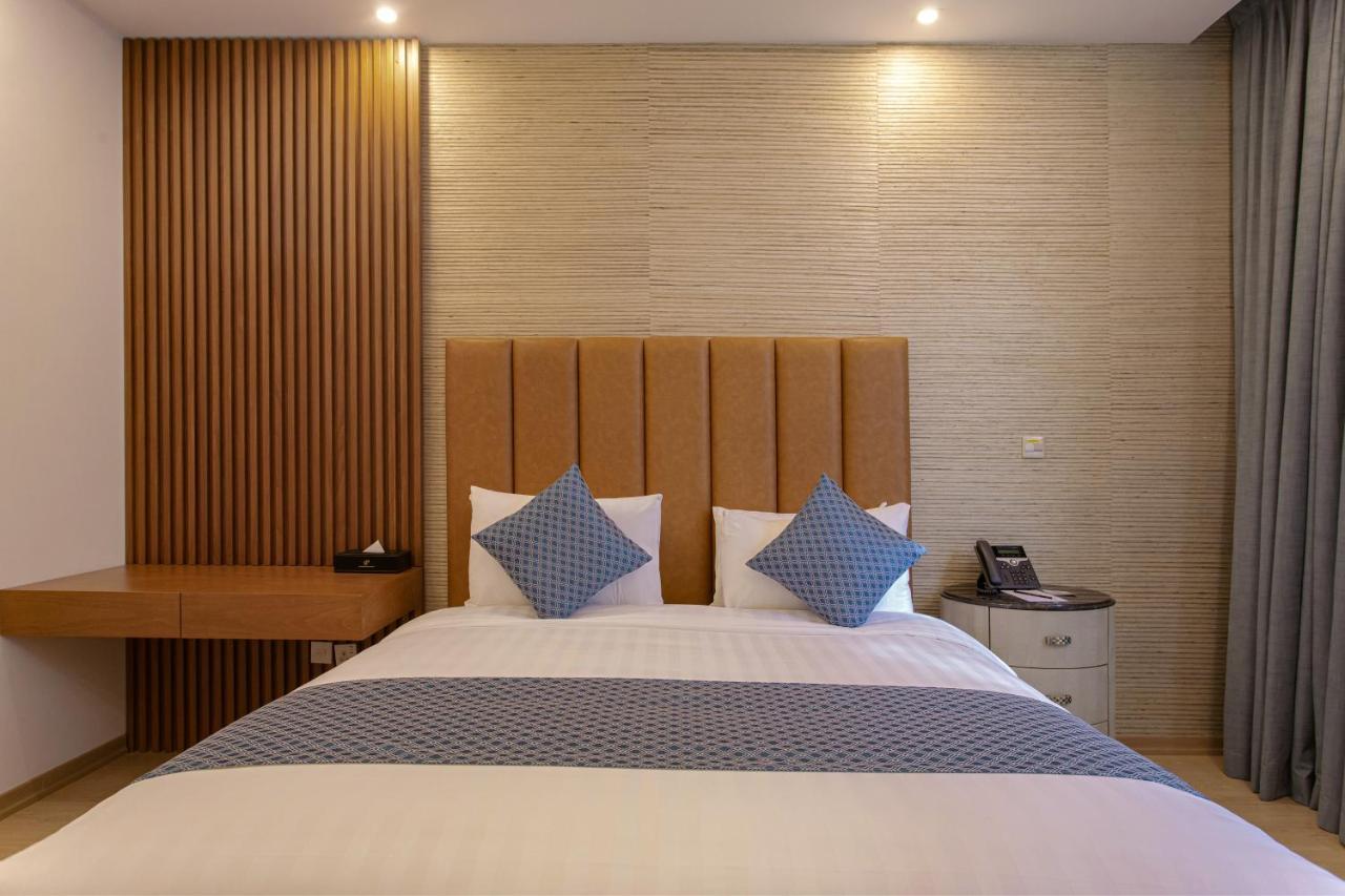 Sarwat Park Hotel Riyadh - Diplomatic Quarter Dış mekan fotoğraf