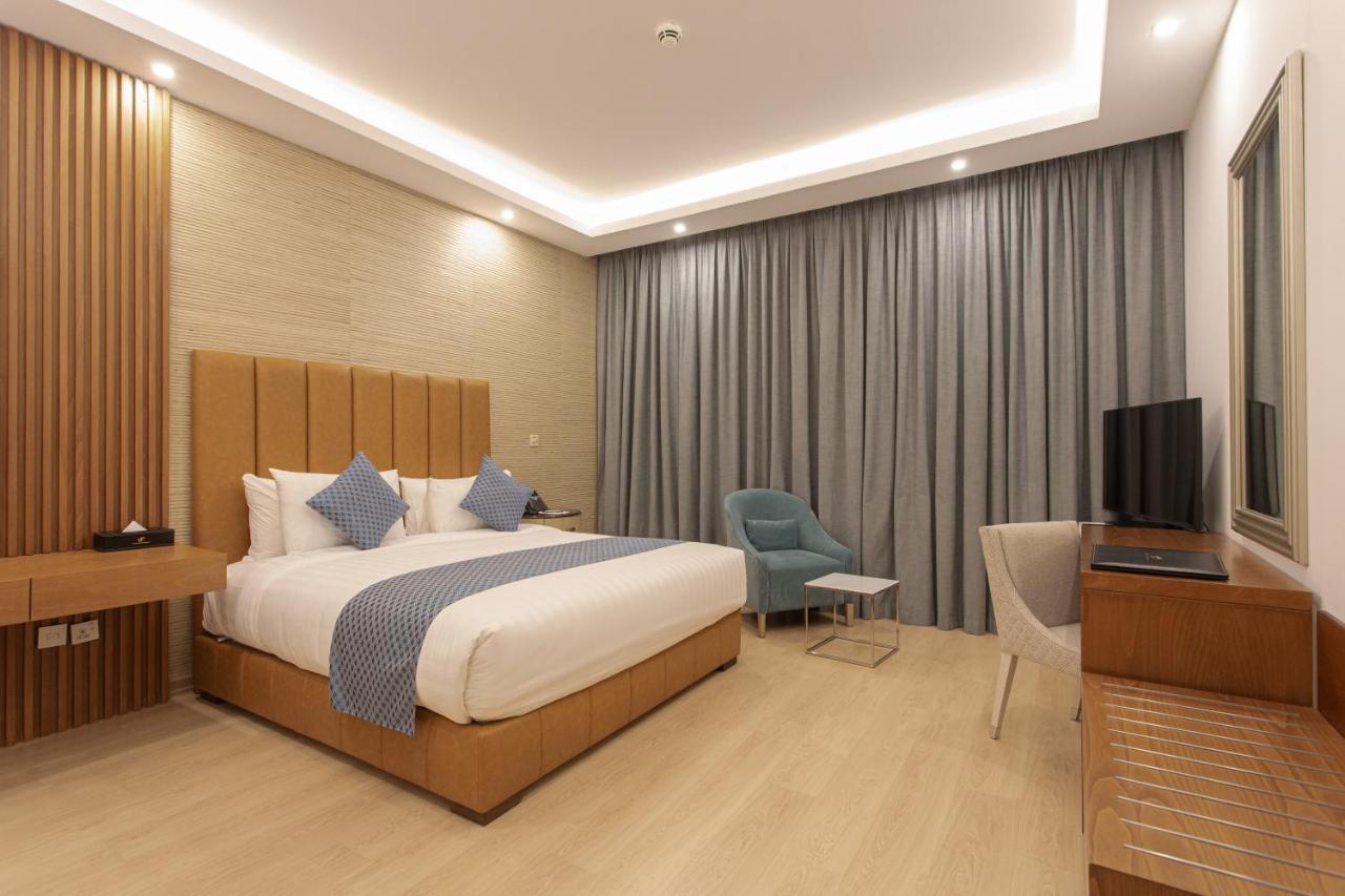 Sarwat Park Hotel Riyadh - Diplomatic Quarter Dış mekan fotoğraf