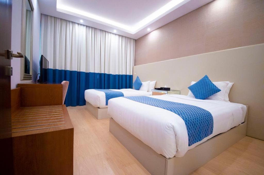 Sarwat Park Hotel Riyadh - Diplomatic Quarter Dış mekan fotoğraf