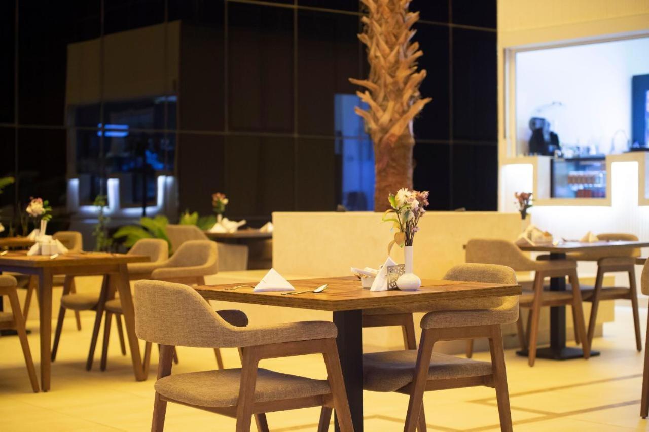 Sarwat Park Hotel Riyadh - Diplomatic Quarter Dış mekan fotoğraf