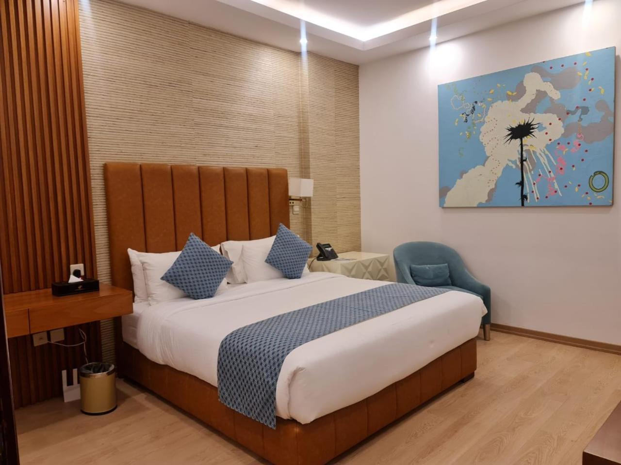 Sarwat Park Hotel Riyadh - Diplomatic Quarter Dış mekan fotoğraf